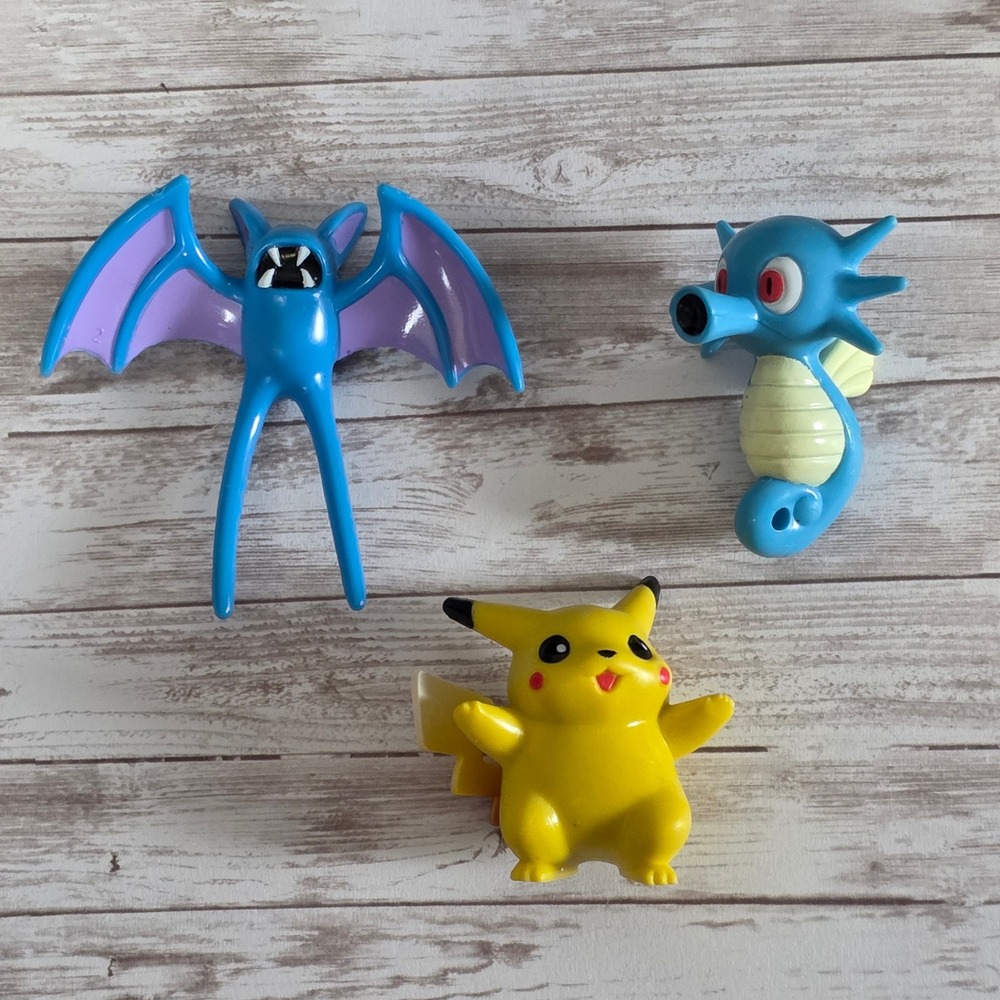 Vintage 2000 Hasbro Pokemon Figure Lot Pikachu Zubat Horsea Nintendo